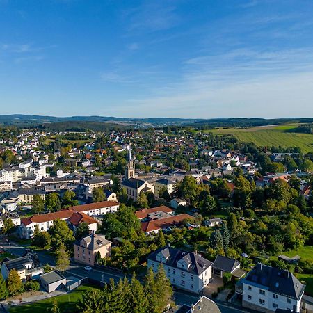 Lengenfeld  Familienwohnung Im Vogtland מראה חיצוני תמונה